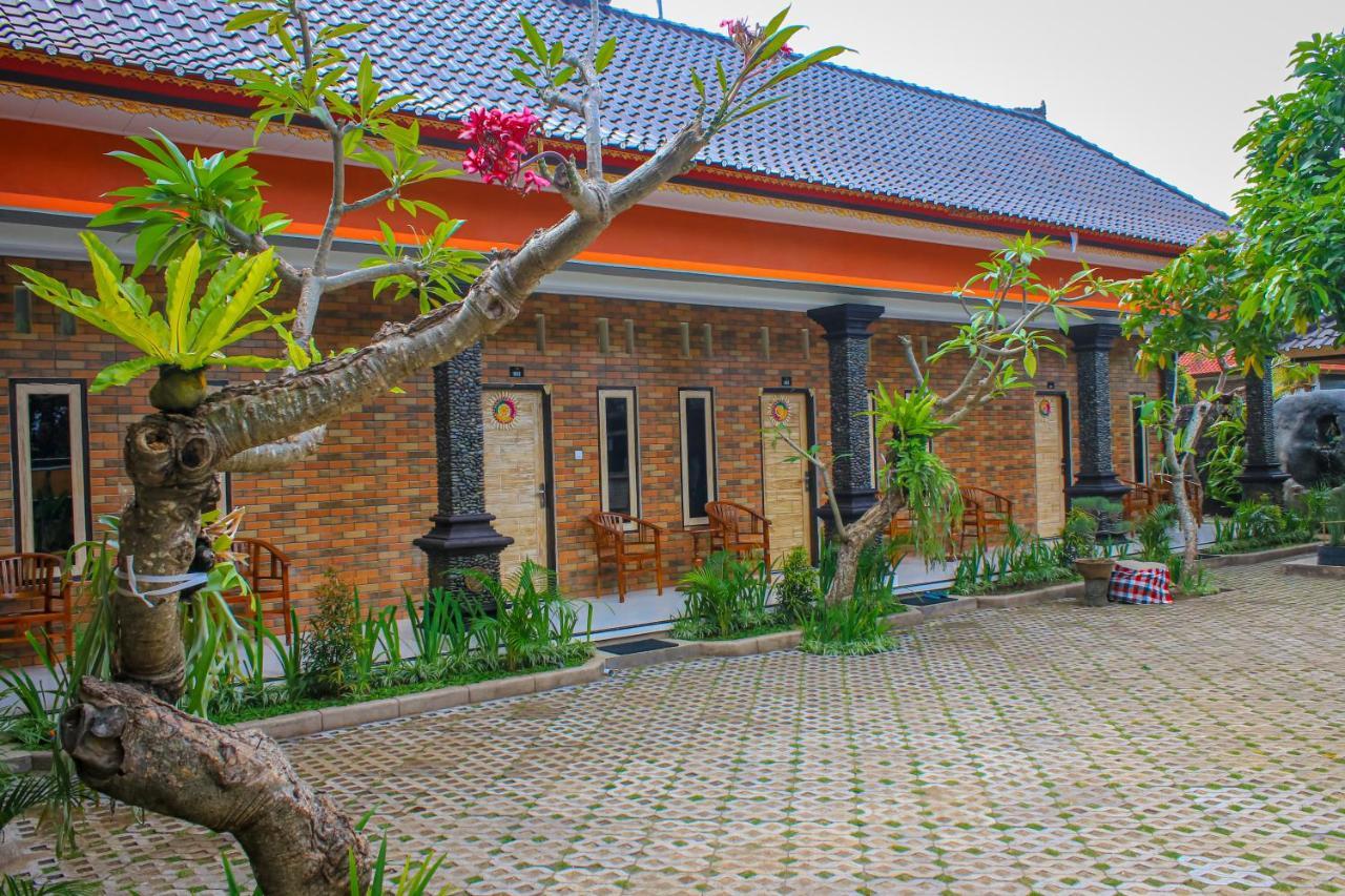 Hotel Niki Jembrana Exteriér fotografie